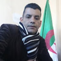 Une photo d’un participant qui veut faire connaissance et se marier